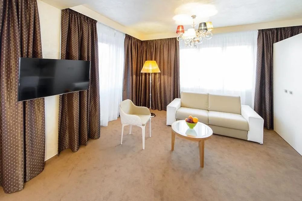 Mysterius Hotel Carnival Prague